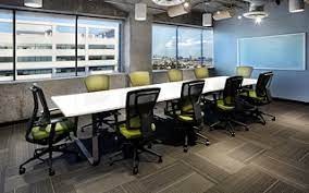 老闆必看的「商辦設計」全攻略🚀5 QA 帶你掌握法規、裝潢與關鍵細節