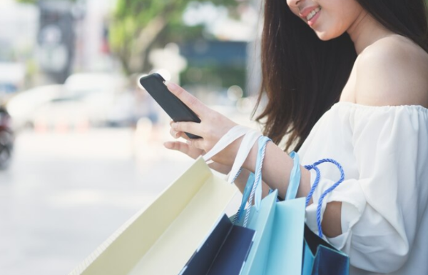 💥【京東618狂潮解析】訂單破22億單、DAU創新高！港澳市場爆發成長全揭密